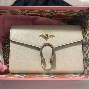 Gucci Garden White Leather Bat Dionysus Crossbody Purse